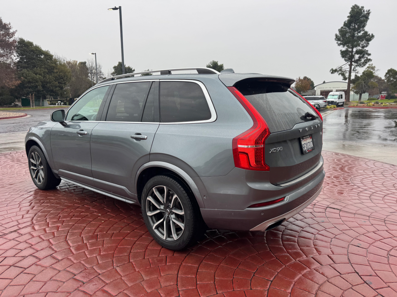 Volvo XC90 T6 Momentum AWD 2018