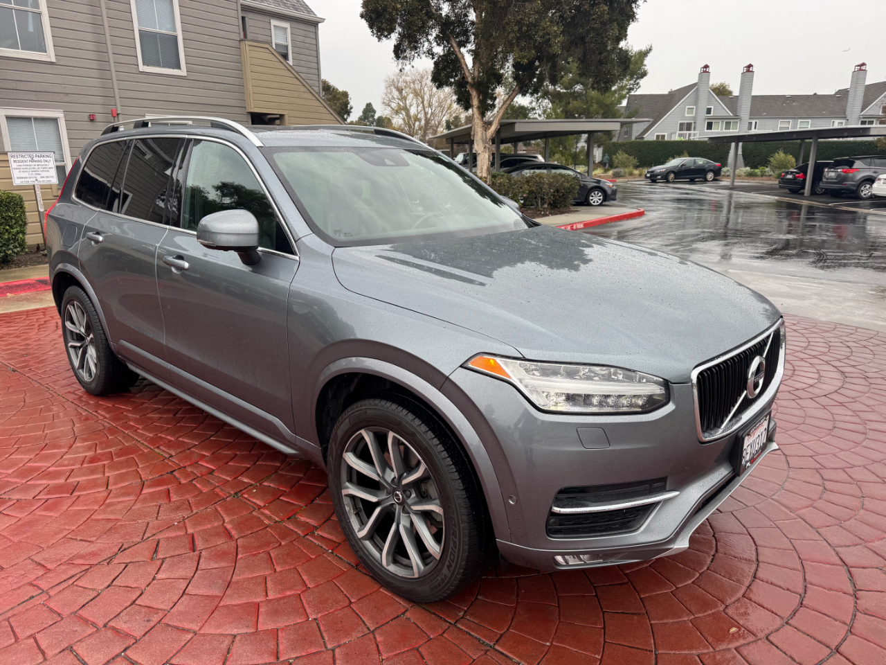 Volvo XC90 T6 Momentum AWD 2018