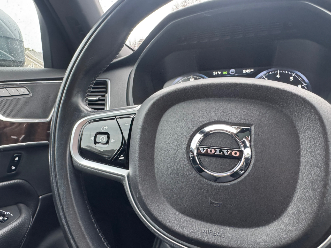 Volvo XC90 T6 Momentum AWD 2018