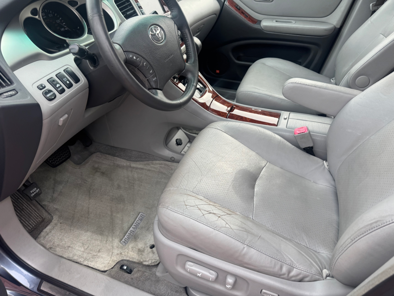 Toyota Highlander V6 4WD 2004