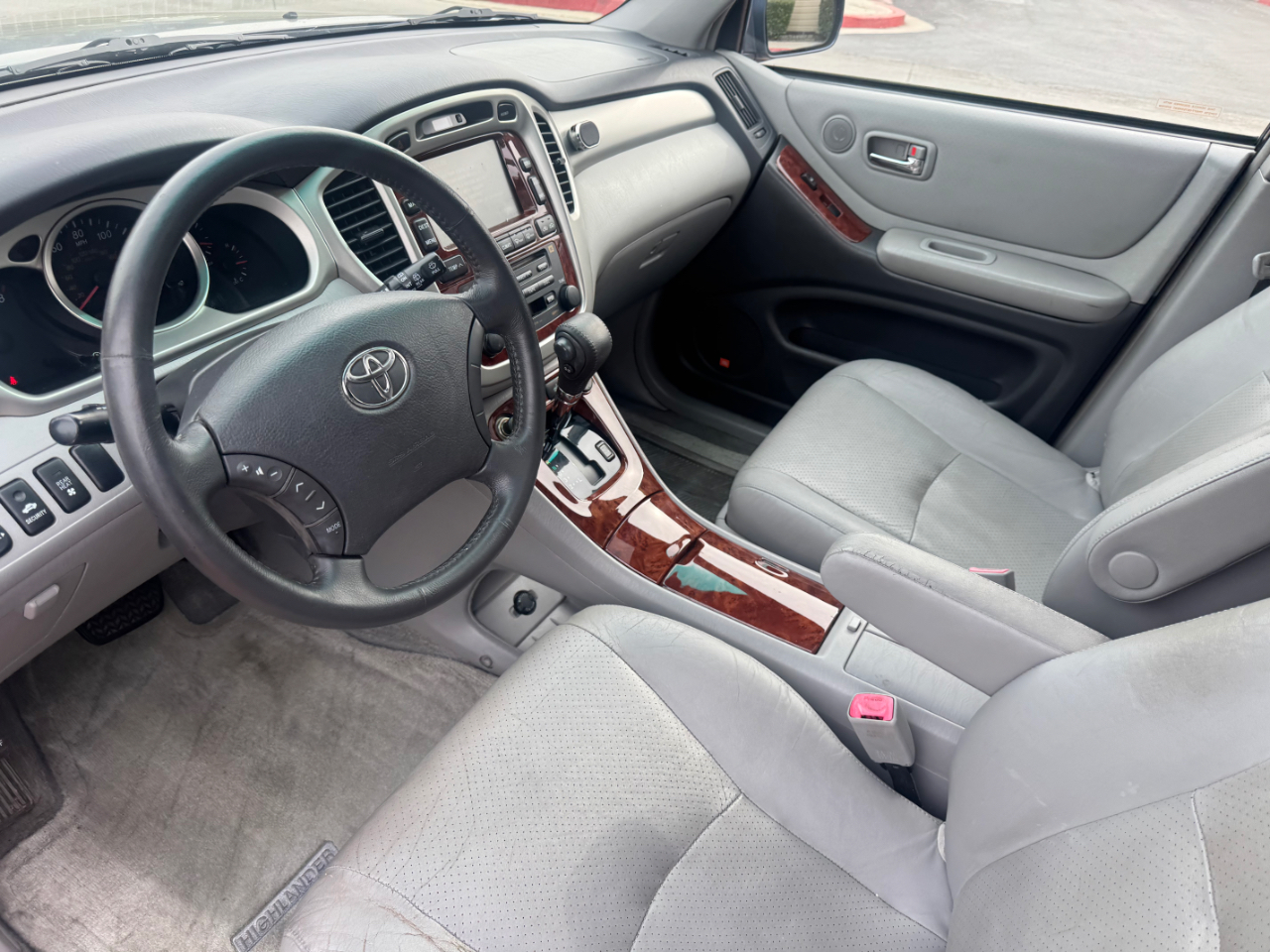 Toyota Highlander V6 4WD 2004