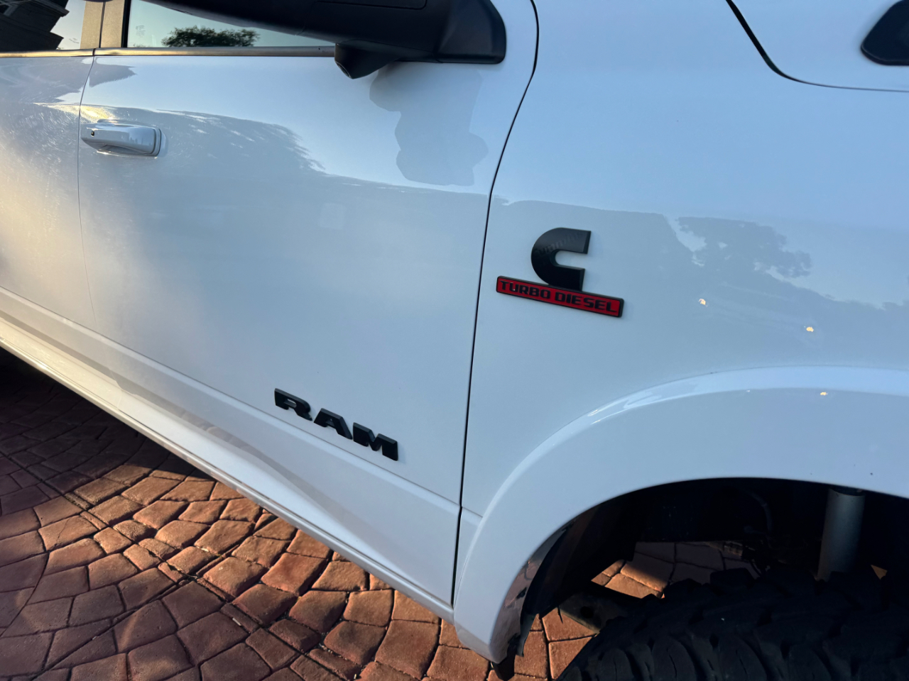 RAM 2500 Laramie Mega Cab 4WD 2020