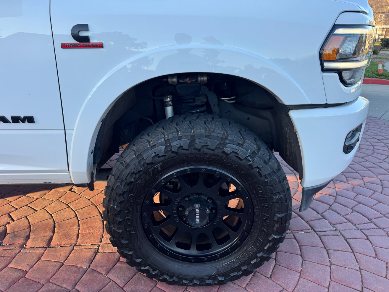 RAM 2500 Laramie Mega Cab 4WD 2020