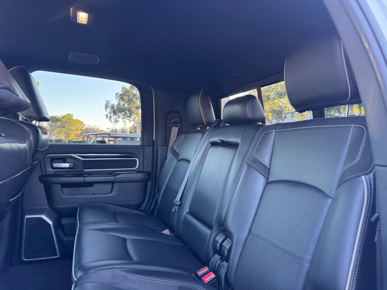 RAM 2500 Laramie Mega Cab 4WD 2020