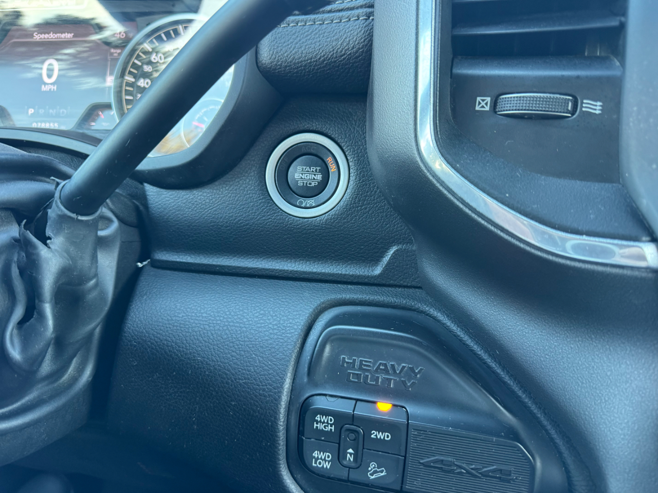 RAM 2500 Laramie Mega Cab 4WD 2020