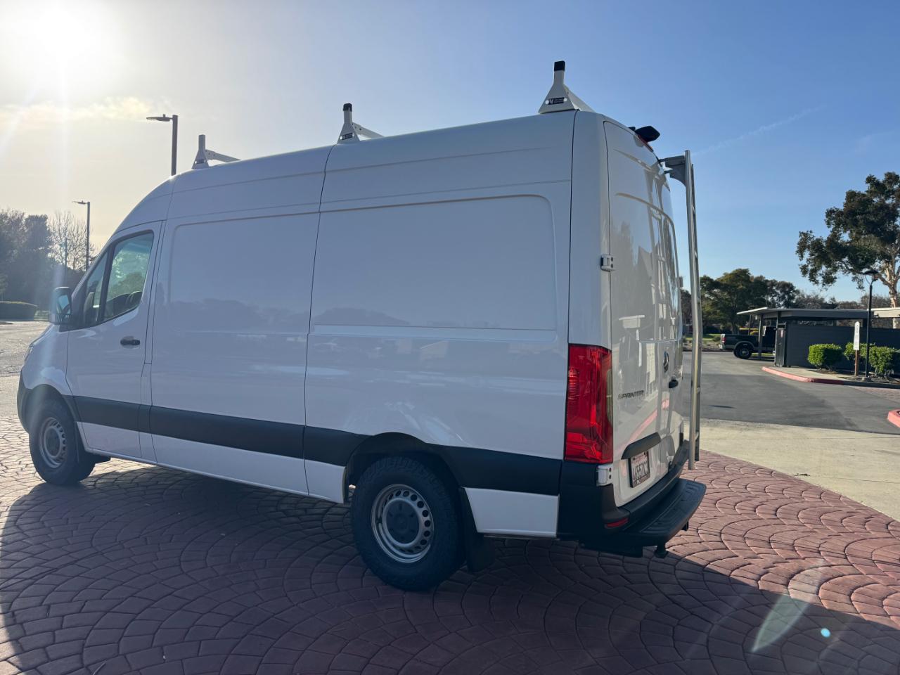 Mercedes-Benz Sprinter 2500 High Roof 144-in. WB 2020