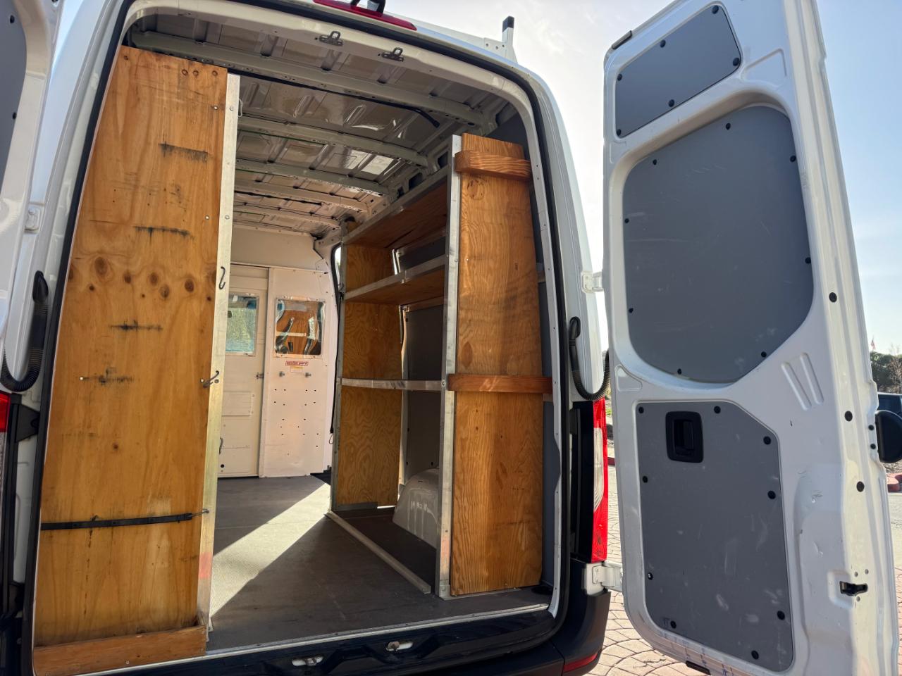 Mercedes-Benz Sprinter 2500 High Roof 144-in. WB 2020