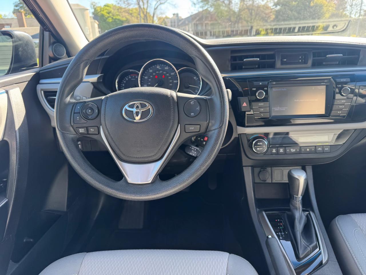 Toyota Corolla LE 2015