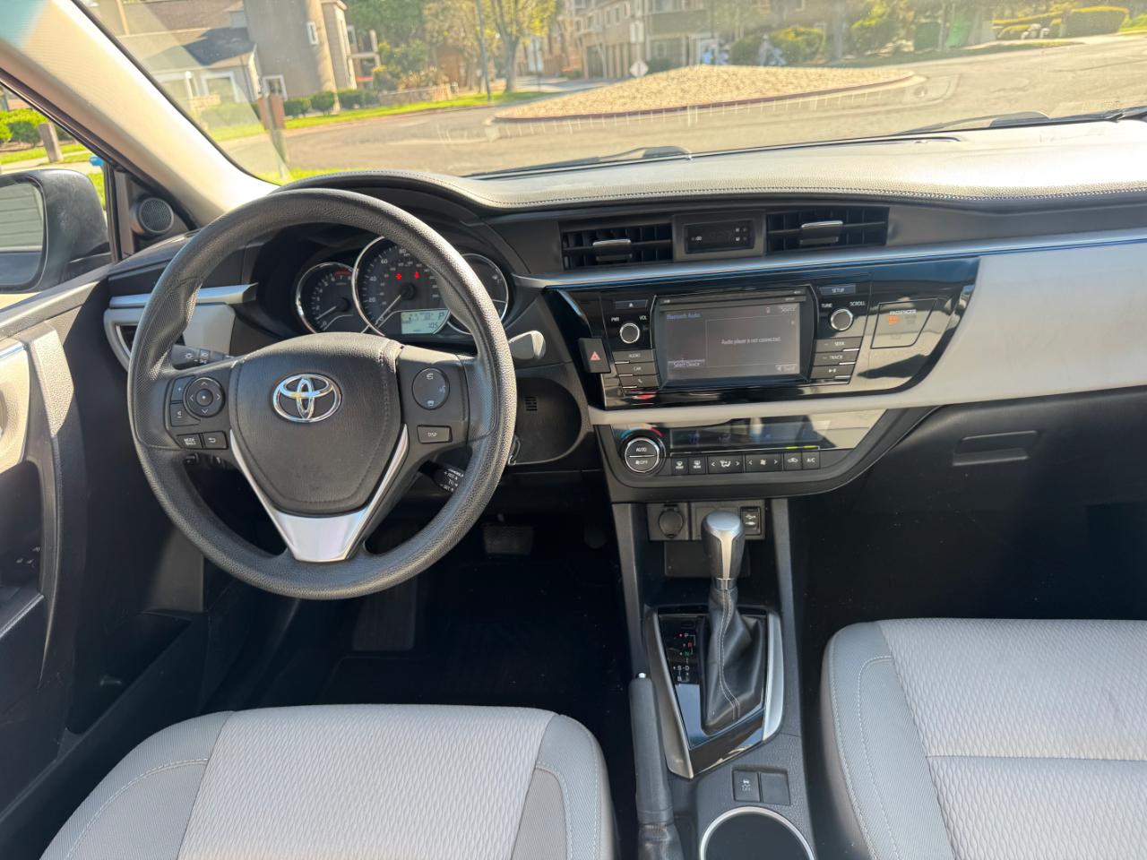 Toyota Corolla LE 2015