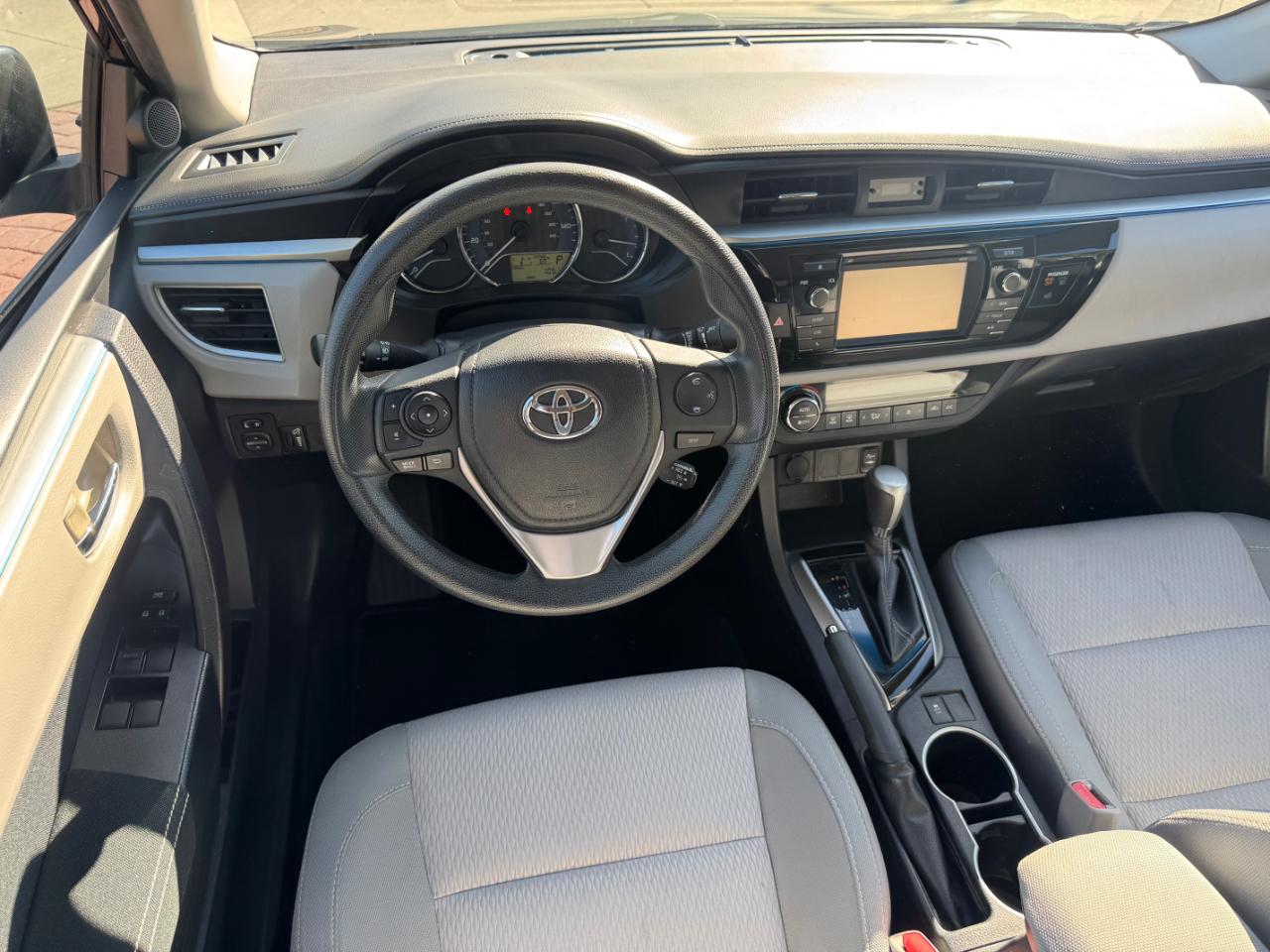 Toyota Corolla LE 2015