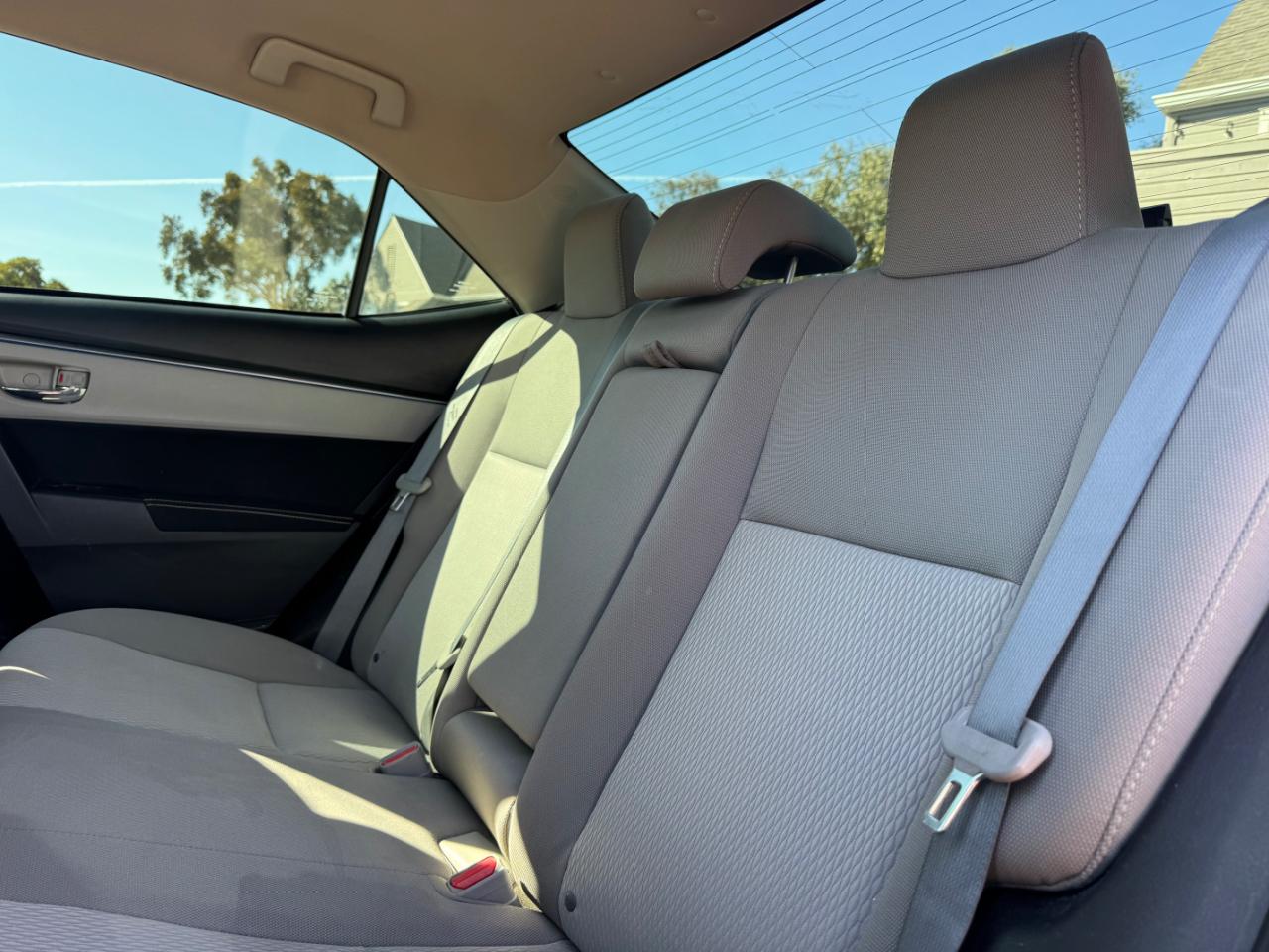 Toyota Corolla LE 2015