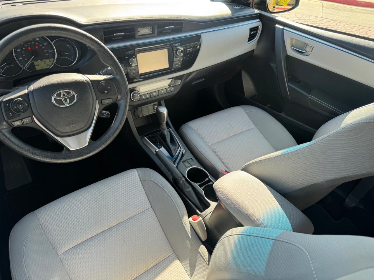 Toyota Corolla LE 2015