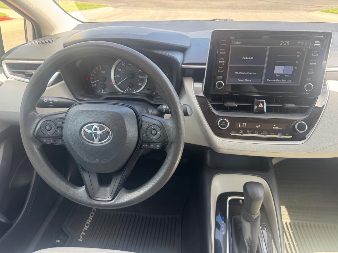 Toyota Corolla LE 2020