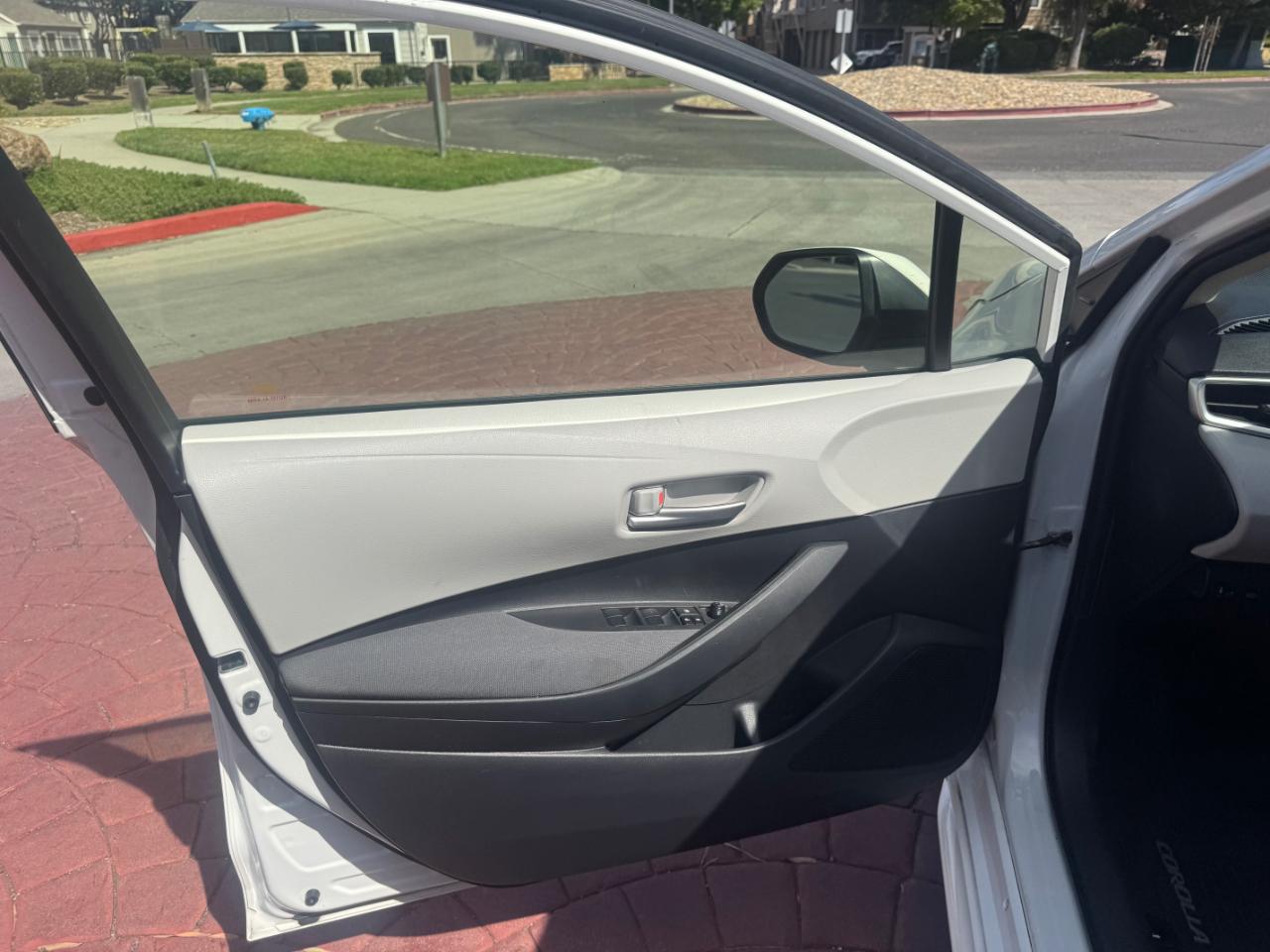 Toyota Corolla LE 2020