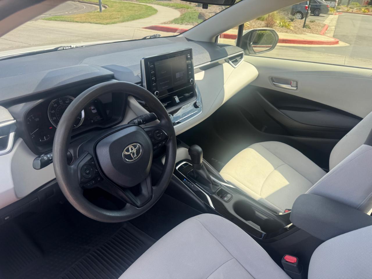 Toyota Corolla LE 2020