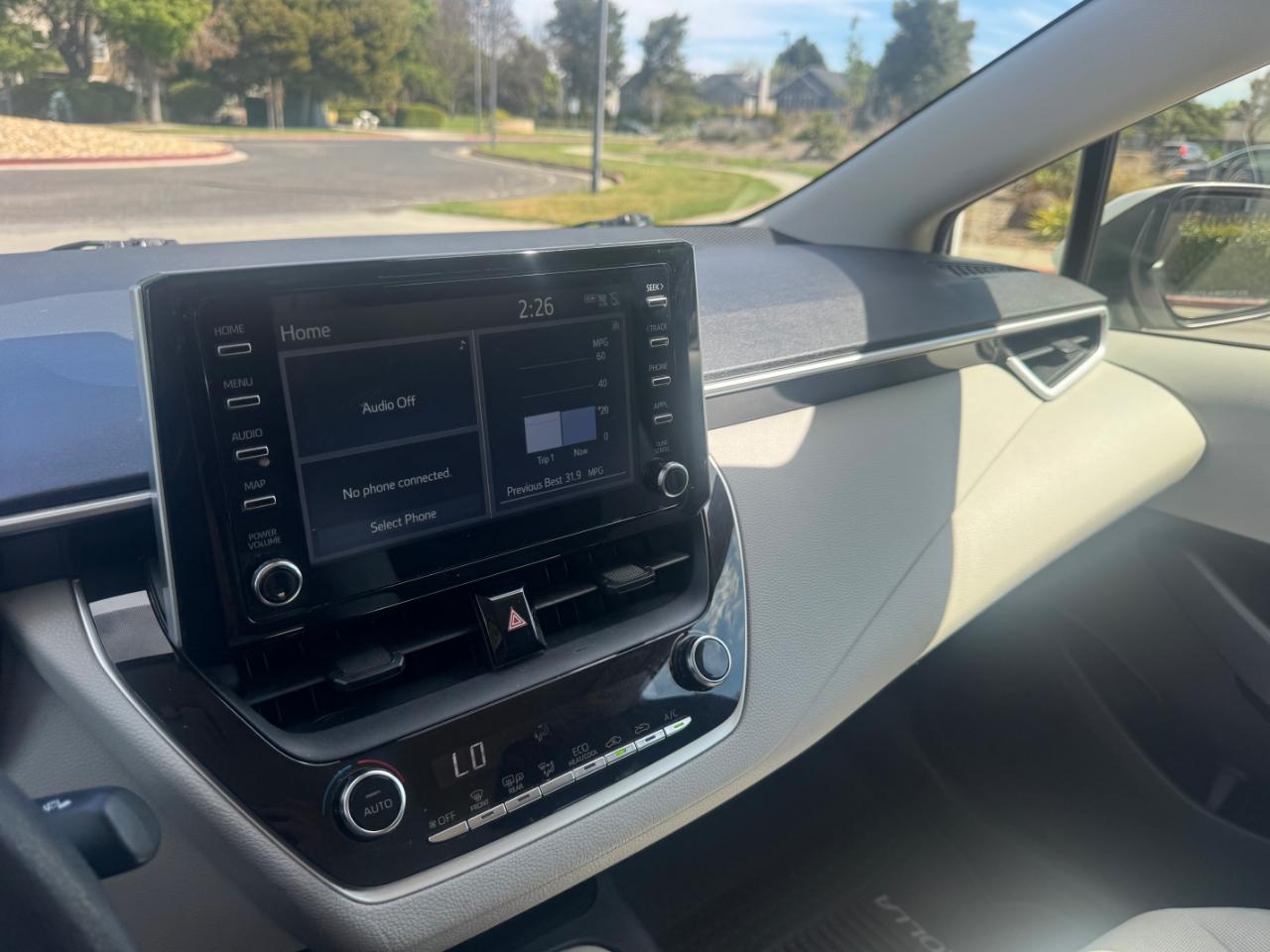 Toyota Corolla LE 2020