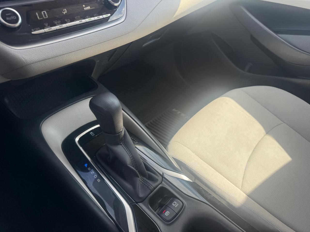 Toyota Corolla LE 2020