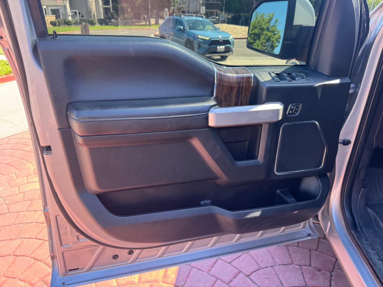 Ford F-150 Lariat SuperCrew 5.5-ft. Bed 4WD 2020