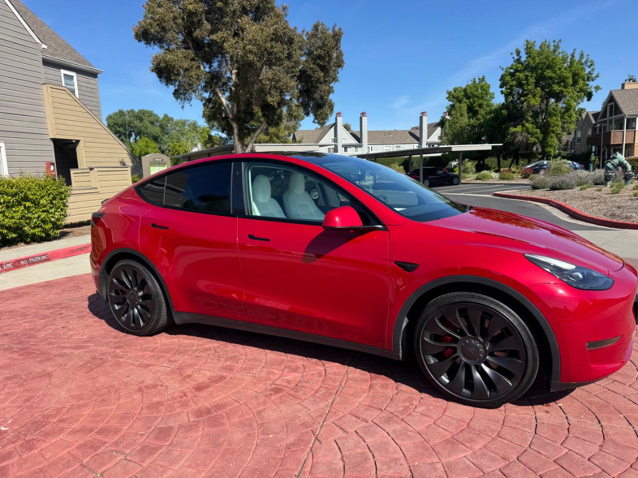 Tesla Model Y Performance 2023