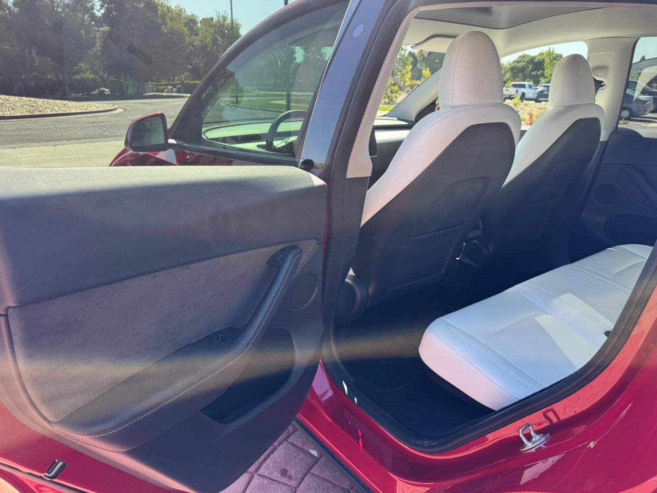 Tesla Model Y Performance 2023