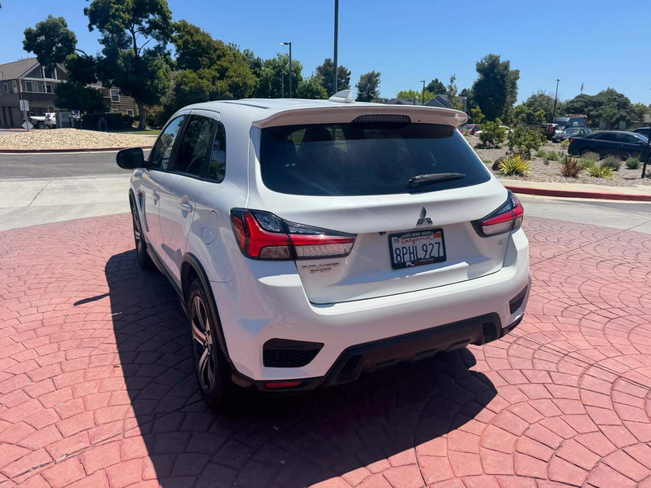 Mitsubishi Outlander Sport 2.0 ES CVT 2020
