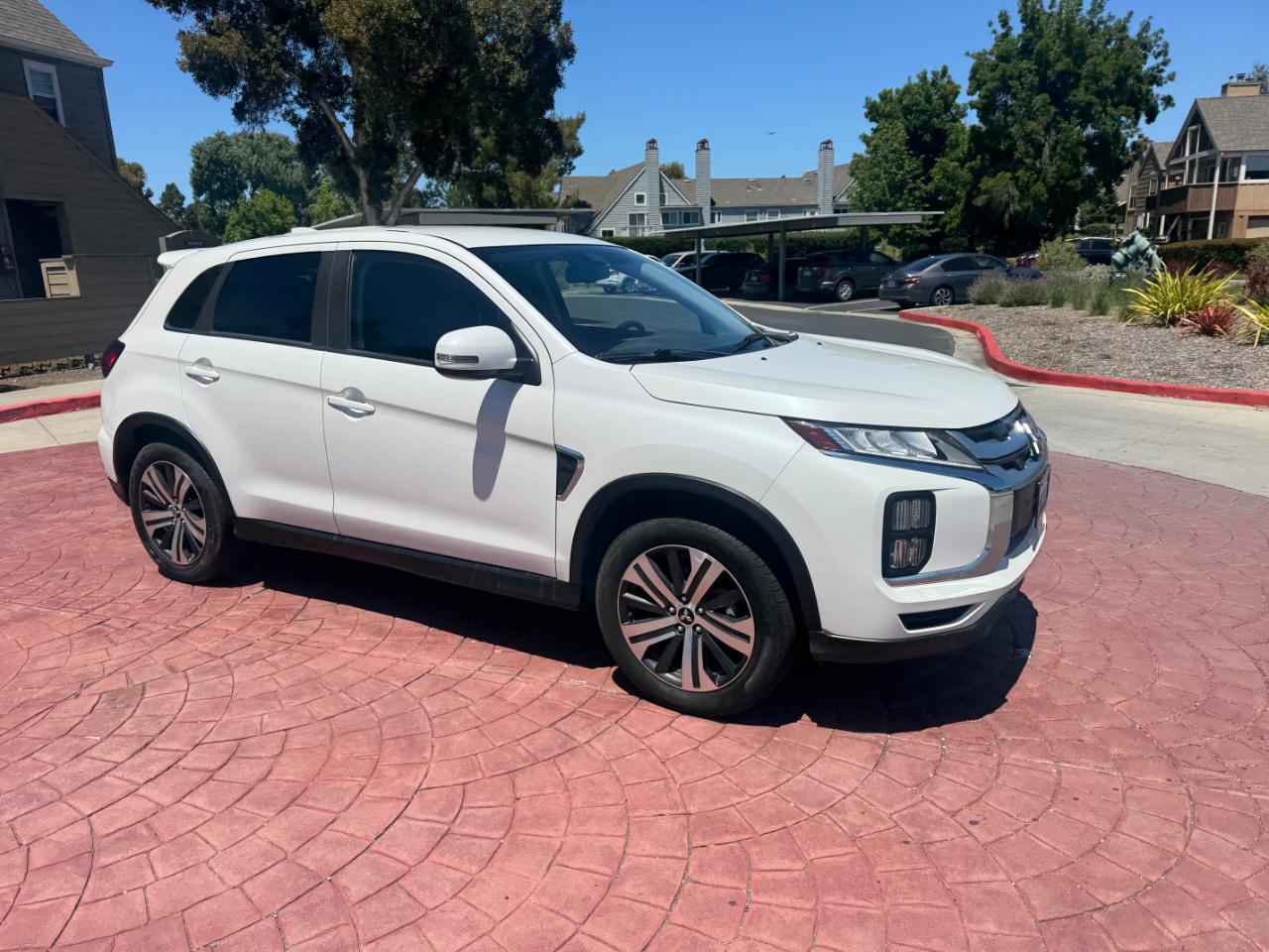 Mitsubishi Outlander Sport 2.0 ES CVT 2020