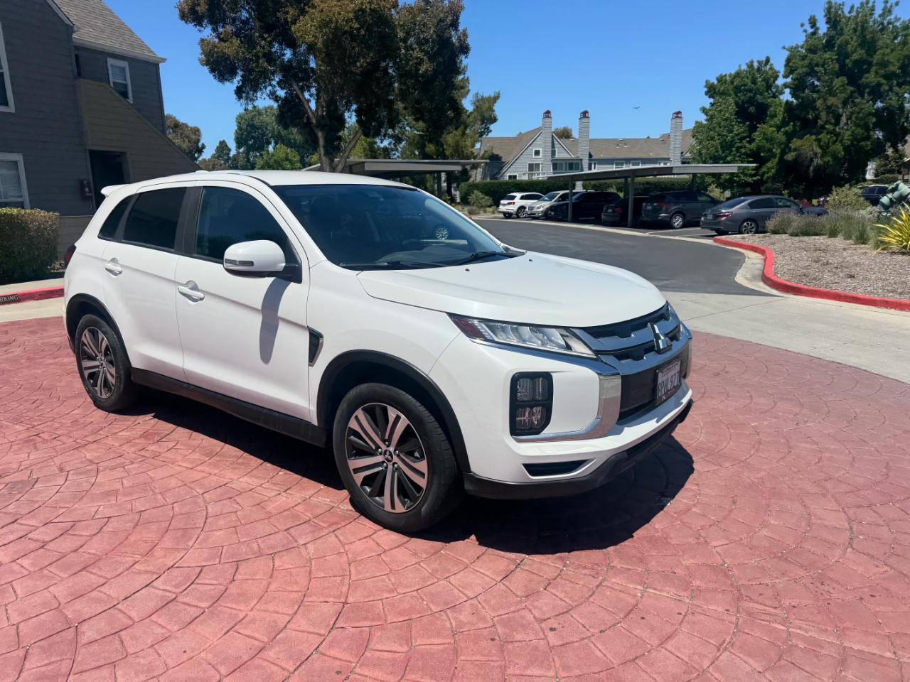 Mitsubishi Outlander Sport 2.0 ES CVT 2020