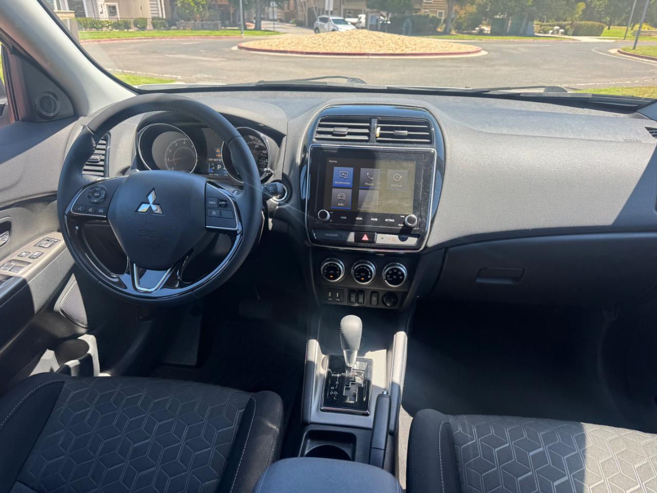 Mitsubishi Outlander Sport 2.0 ES CVT 2020