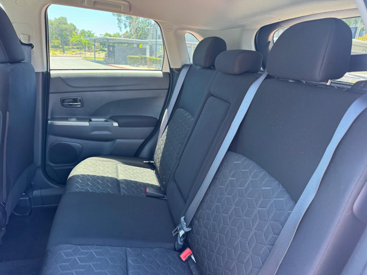Mitsubishi Outlander Sport 2.0 ES CVT 2020