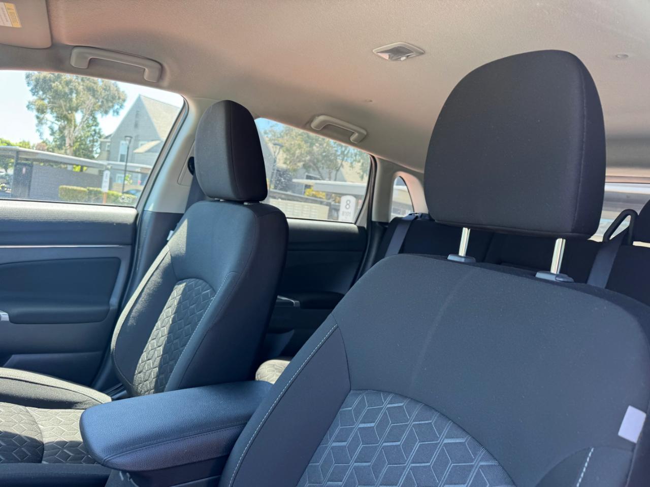 Mitsubishi Outlander Sport 2.0 ES CVT 2020