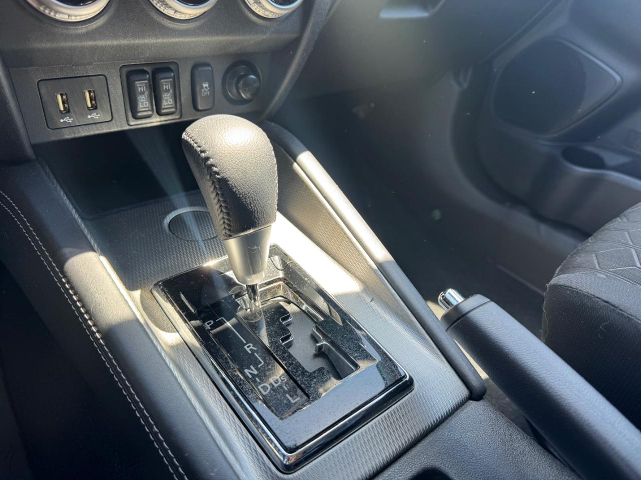 Mitsubishi Outlander Sport 2.0 ES CVT 2020