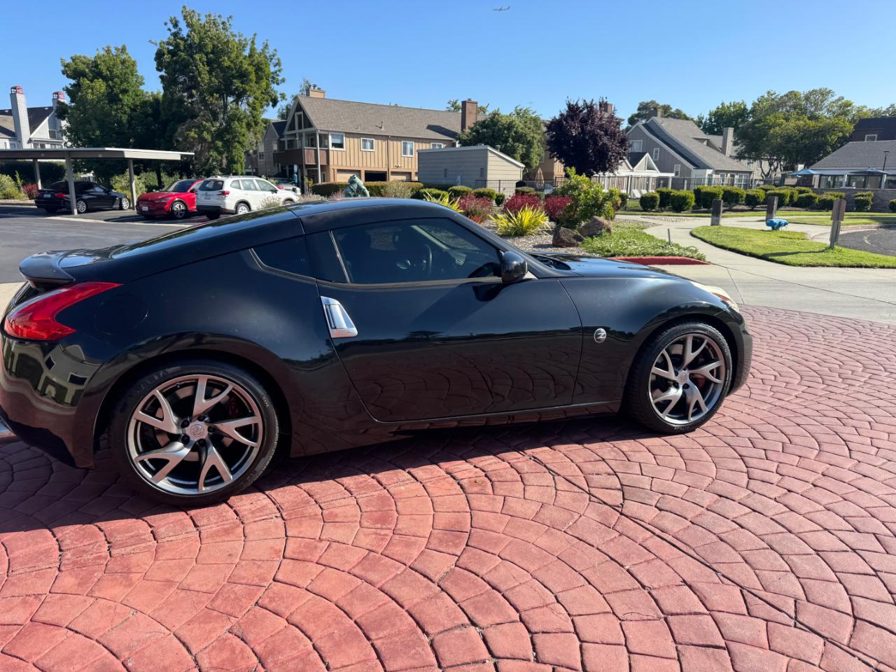 Nissan Z 370Z Coupe Touring 6MT 2014