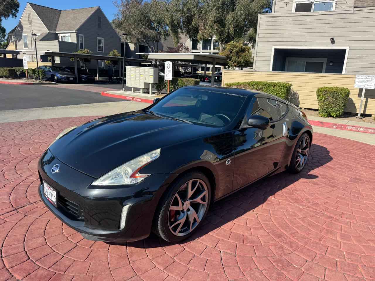 Nissan Z 370Z Coupe Touring 6MT 2014