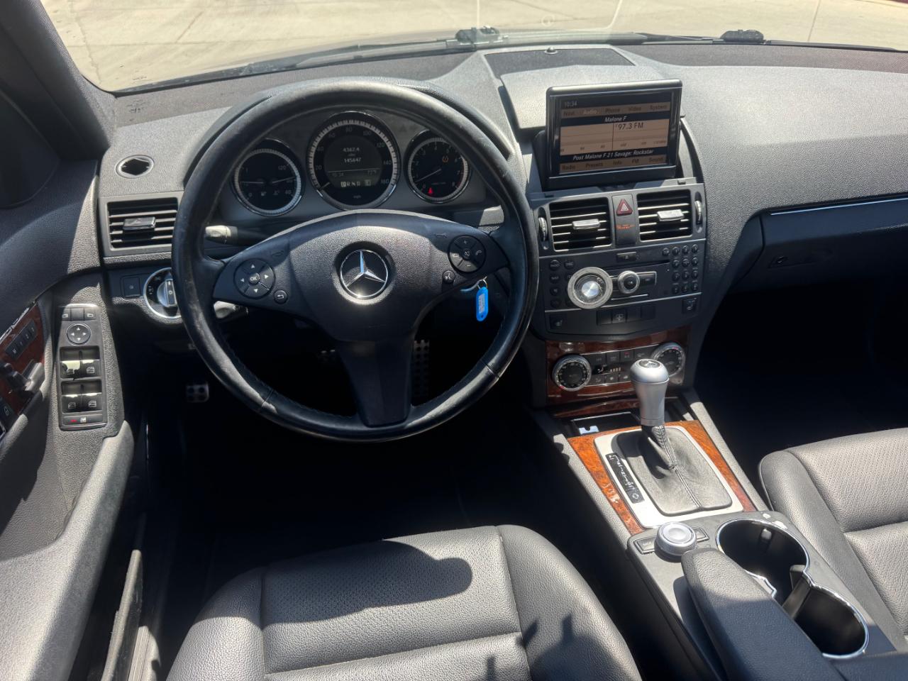 Mercedes-Benz C-Class C300 Luxury Sedan 2011