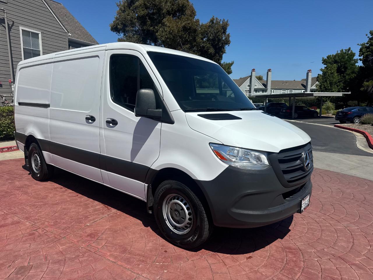 Mercedes-Benz Sprinter 2500 144-in. WB 2020