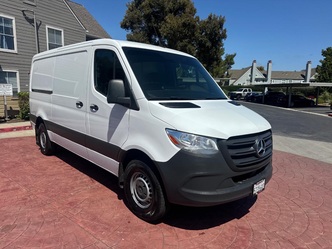 Mercedes-Benz Sprinter 2500 144-in. WB 2020
