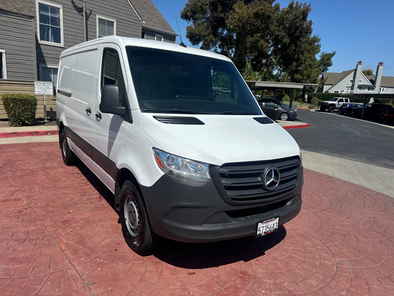 Mercedes-Benz Sprinter 2500 144-in. WB 2020