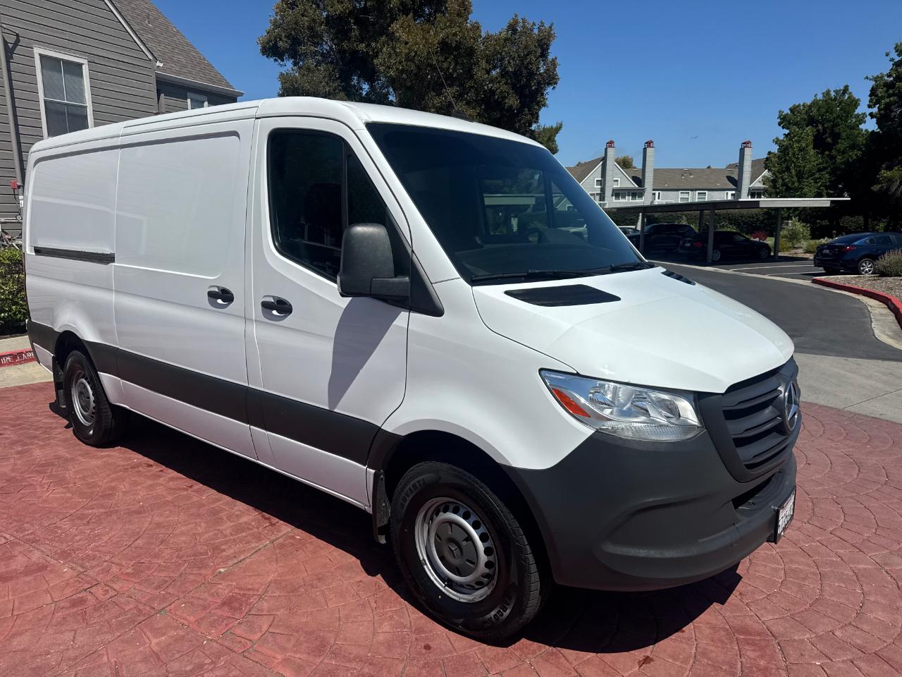 Mercedes-Benz Sprinter 2500 144-in. WB 2020
