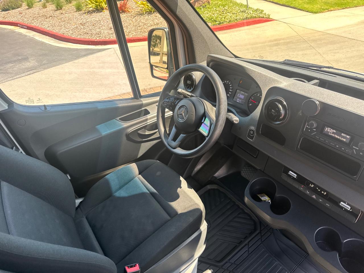 Mercedes-Benz Sprinter 2500 144-in. WB 2020