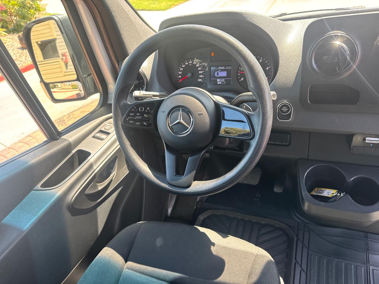 Mercedes-Benz Sprinter 2500 144-in. WB 2020