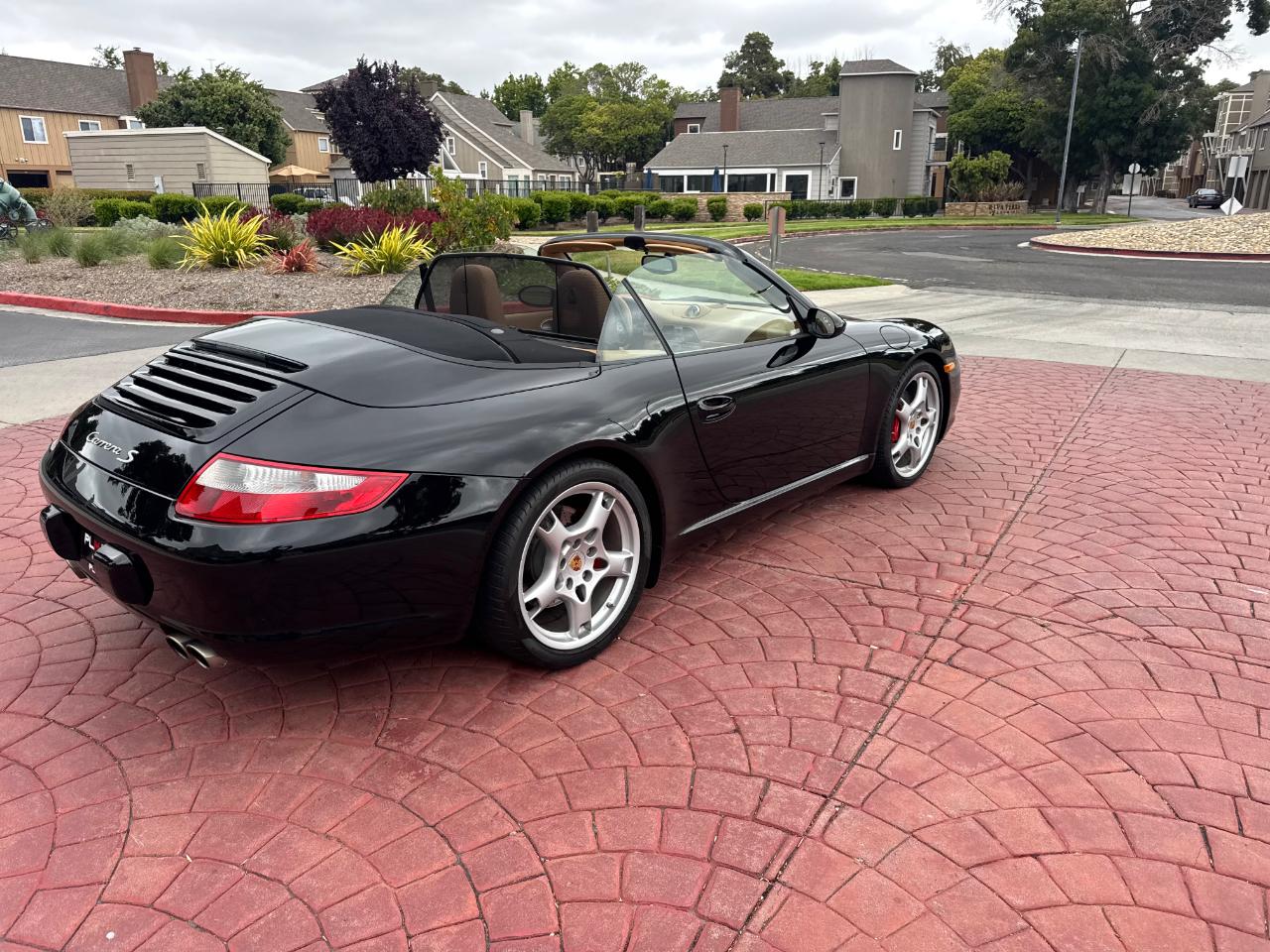 Porsche 911 Carrera S Cabriolet 2007