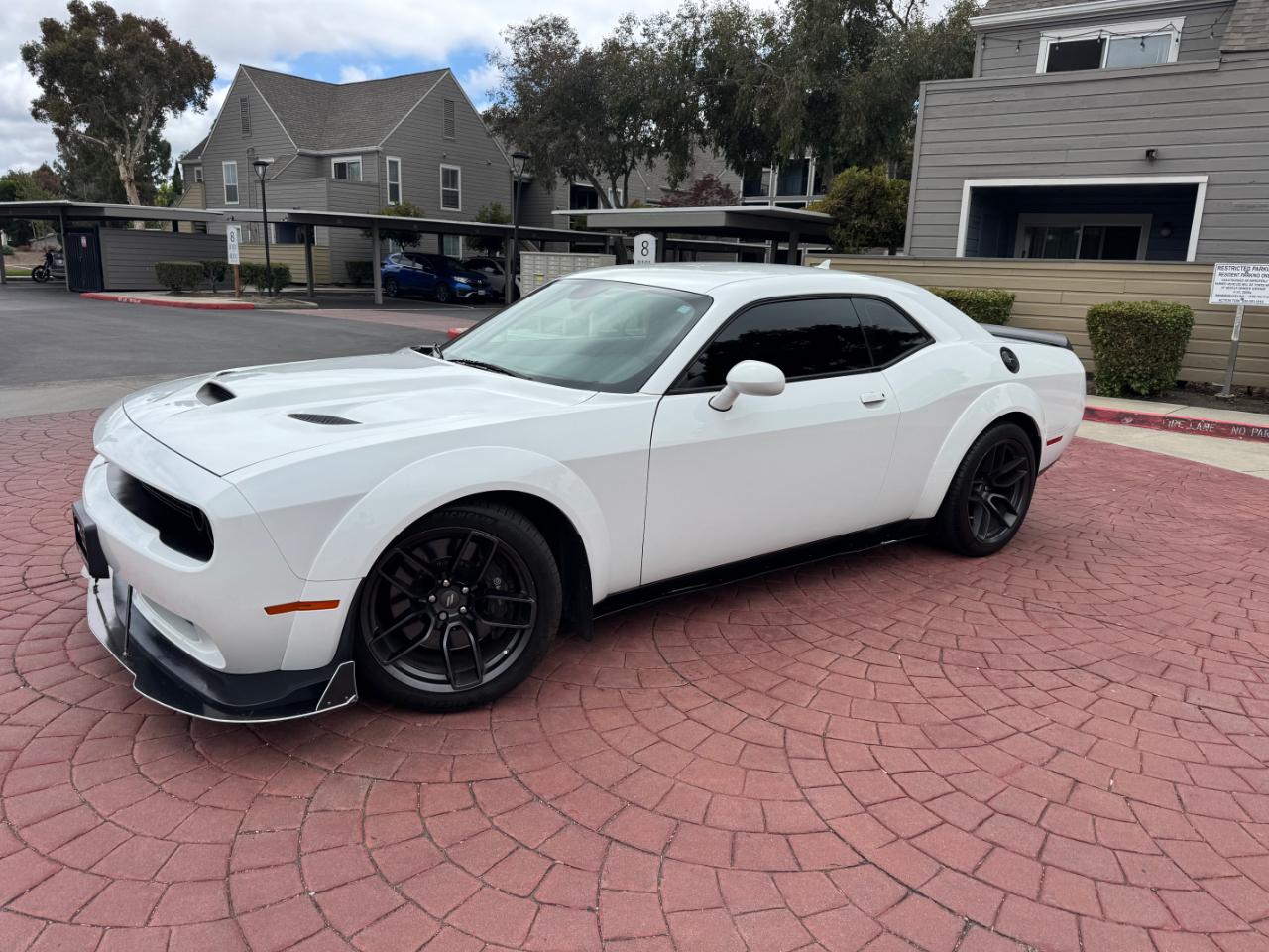 Dodge Challenger R/T Scat Pack Widebody RWD 2019