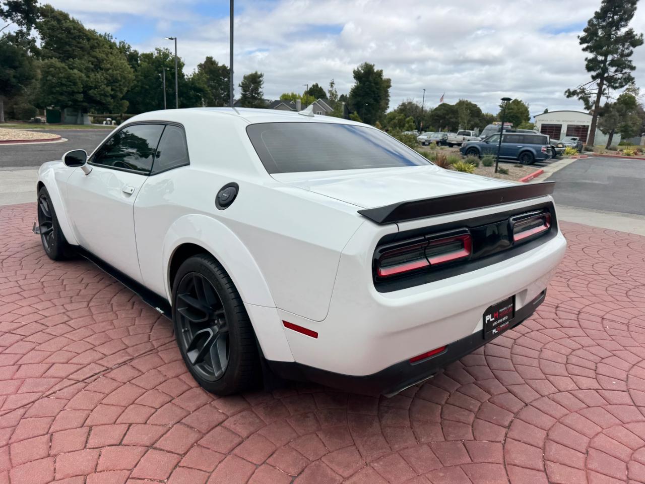 Dodge Challenger R/T Scat Pack Widebody RWD 2019