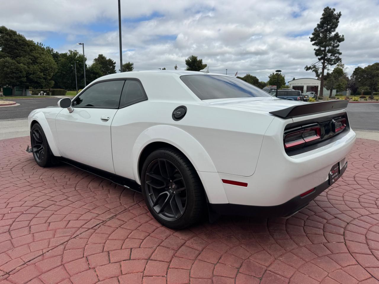 Dodge Challenger R/T Scat Pack Widebody RWD 2019