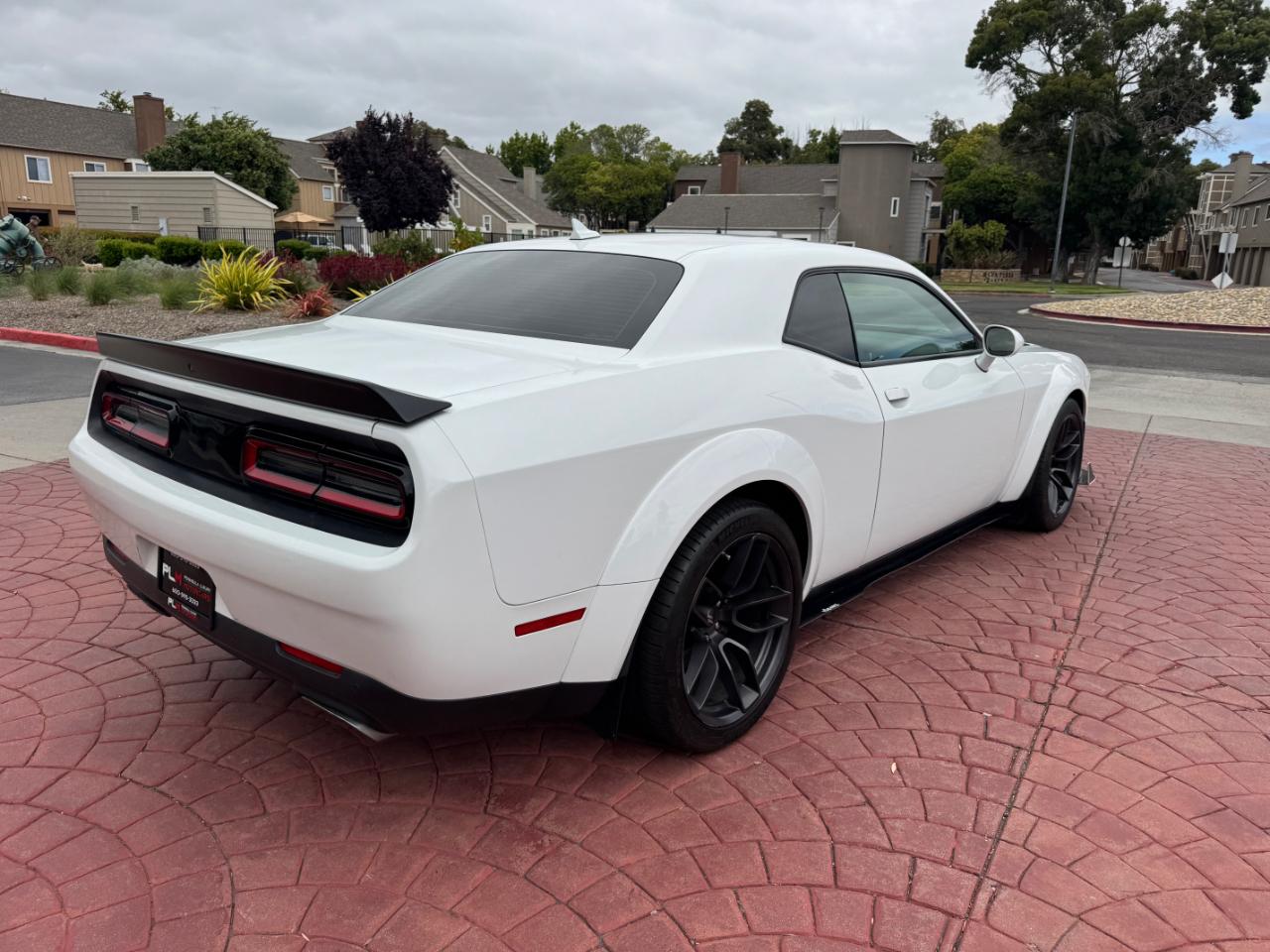 Dodge Challenger R/T Scat Pack Widebody RWD 2019