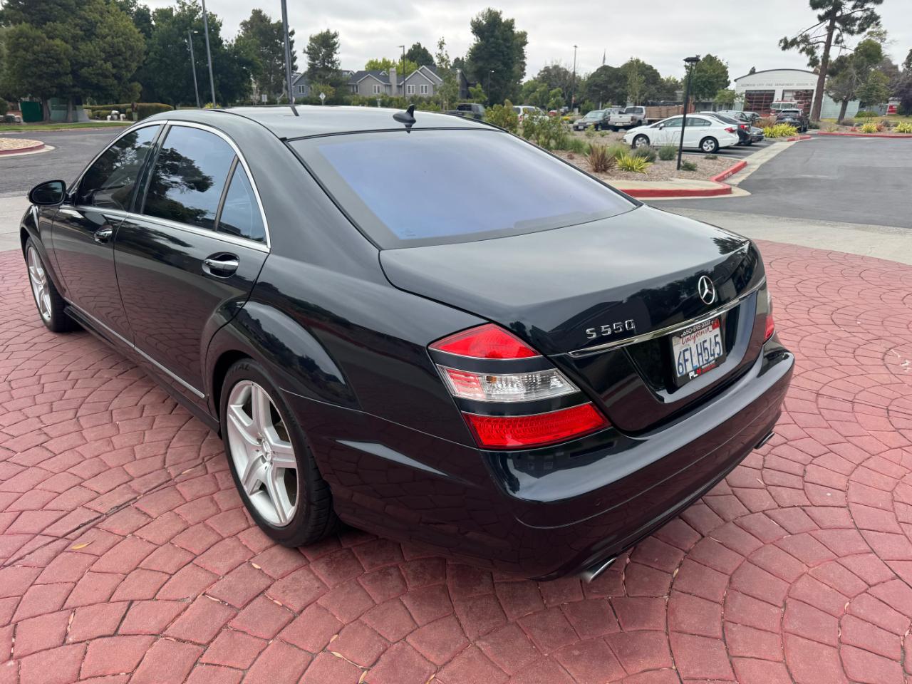 Mercedes-Benz S-Class S550 2008