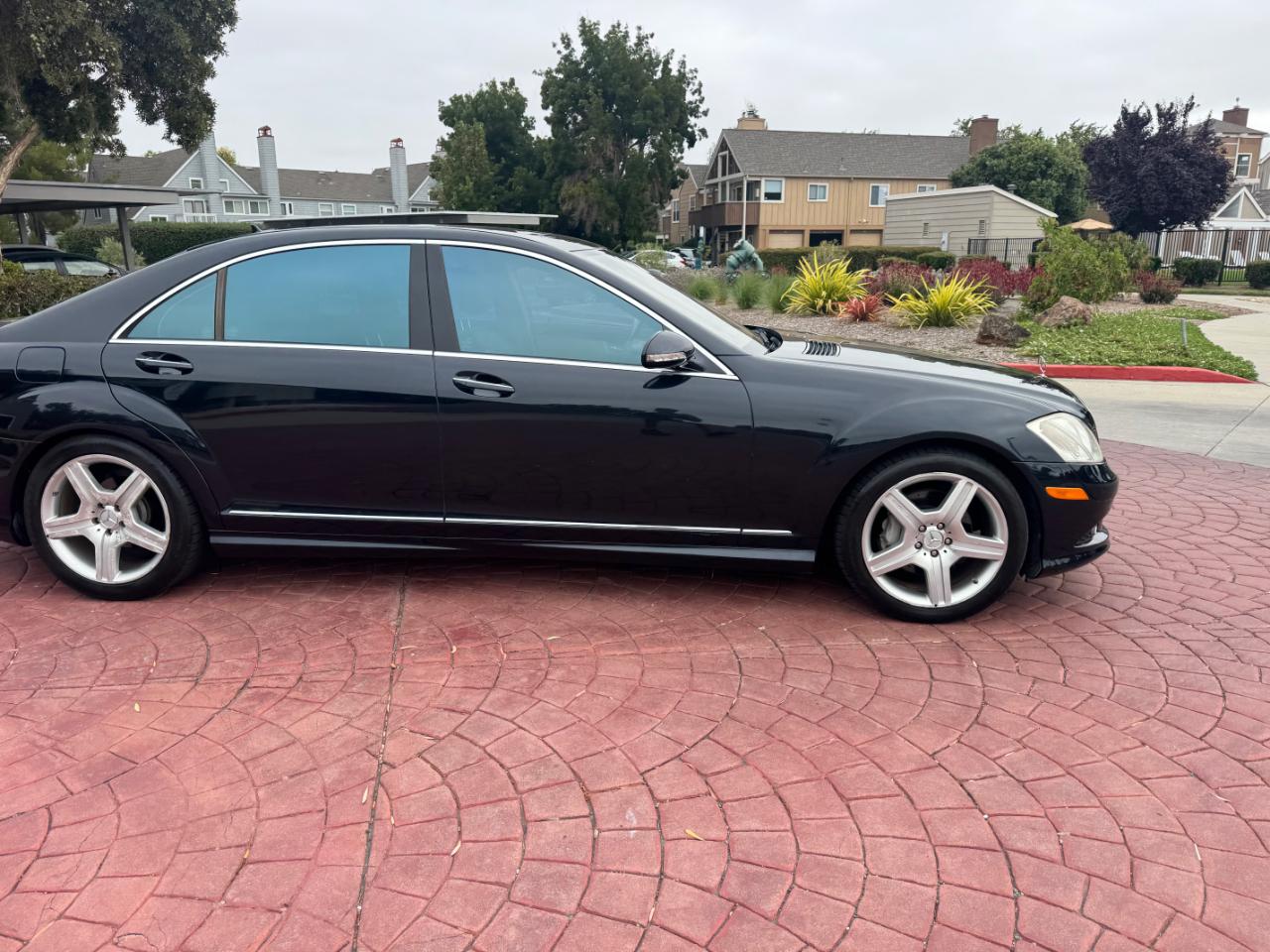 Mercedes-Benz S-Class S550 2008