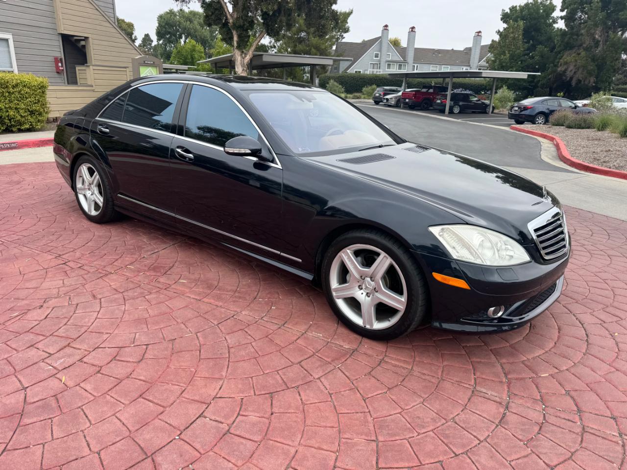 Mercedes-Benz S-Class S550 2008