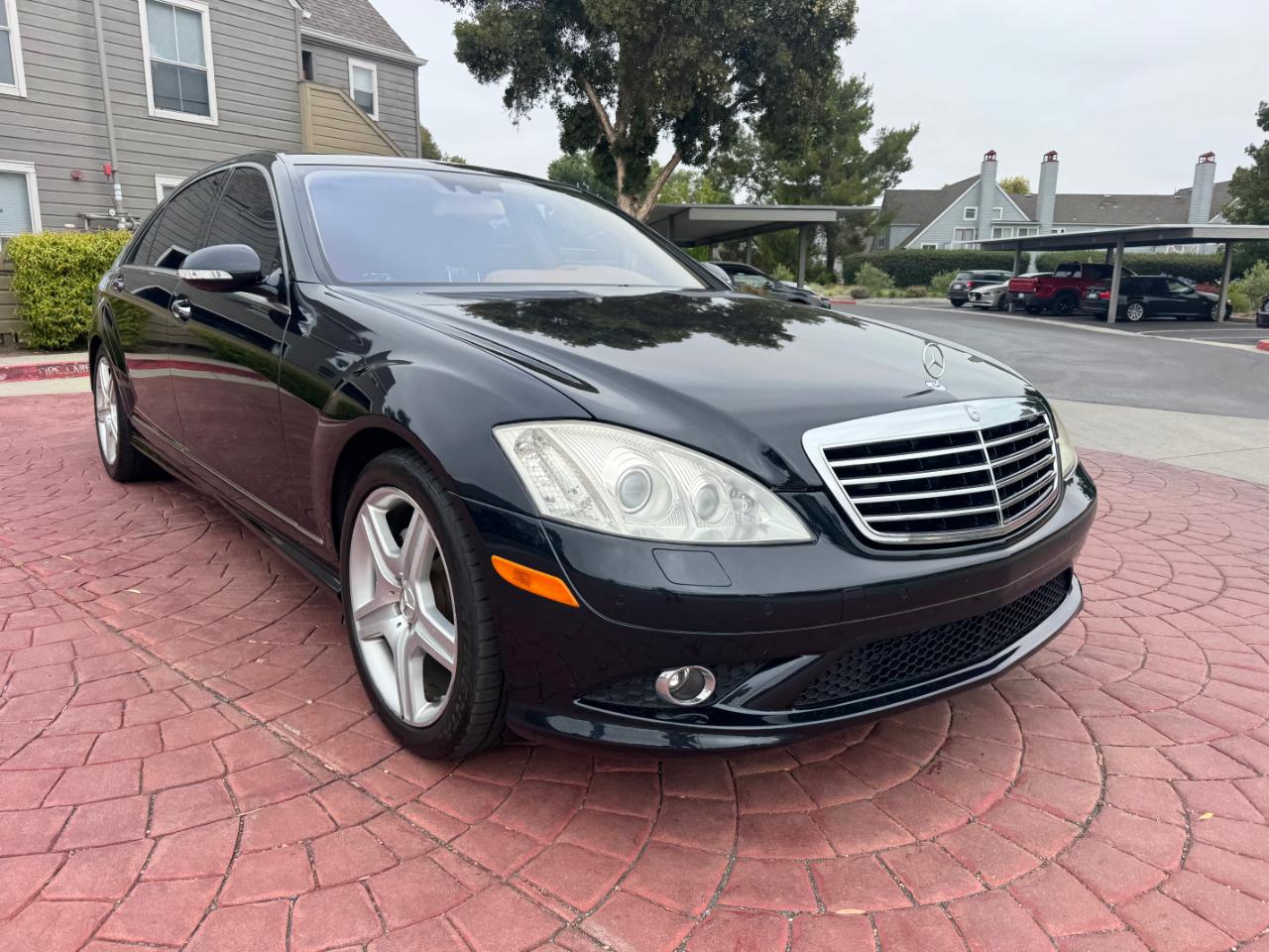 Mercedes-Benz S-Class S550 2008