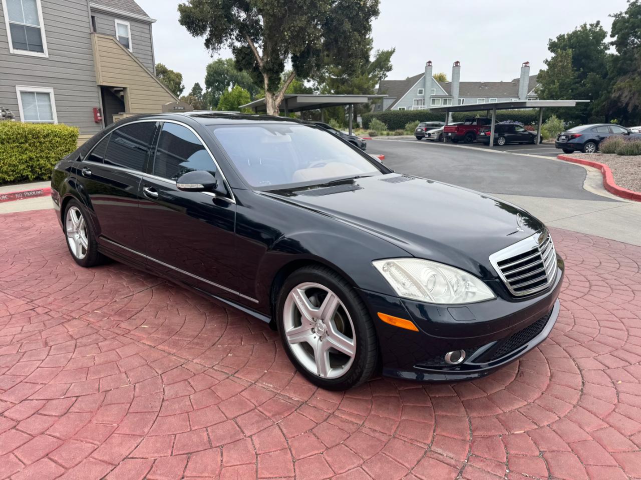 Mercedes-Benz S-Class S550 2008